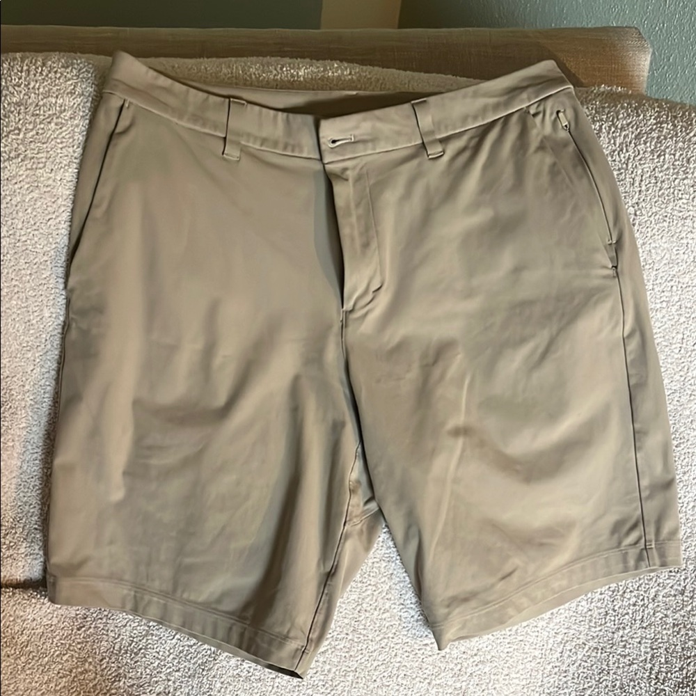 lululemon athletica Tan Shorts Lightweight Fabric